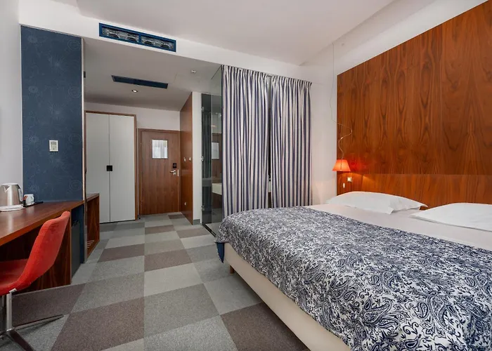 Hotel IN